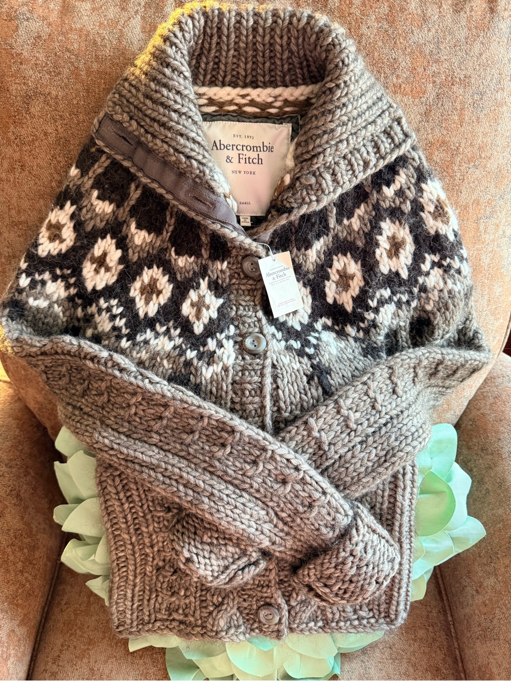Abercrombie & Fitch Taupe and Cream Fair Isle Shawl Collar Cardigan Y2K NWT
